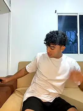 Cling to live show with Mentriplex from StripChat 