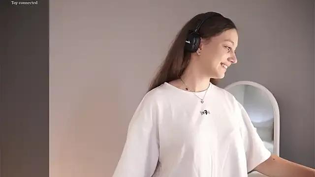 Cling to live show with MercBoone from StripChat 