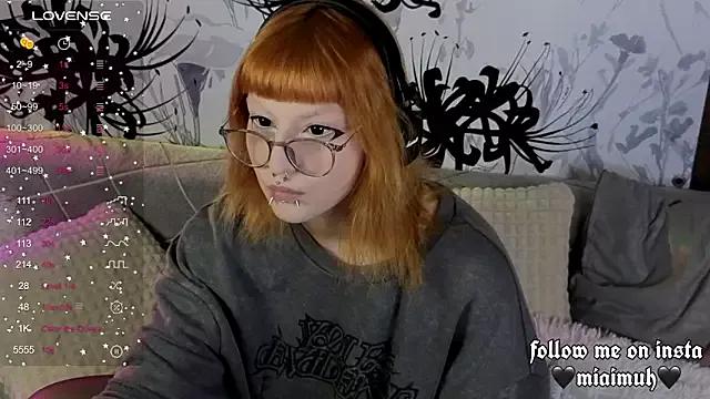 Cling to live show with mia__yui from StripChat 
