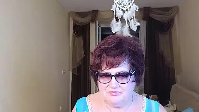 Cling to live show with Mila_Redd from StripChat 