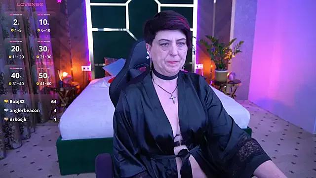 Cling to live show with MilaSkyy from StripChat 