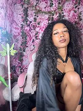 mismialove on StripChat 