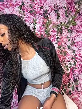 mismialove on StripChat 