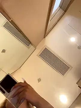 Freechat miumiu-66 on StripChat