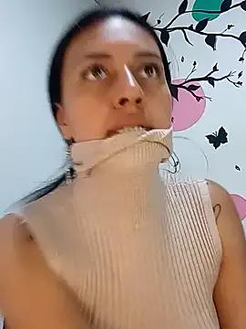 Cling to live show with Nika_Hot from StripChat 