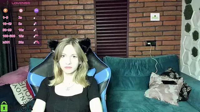 Cling to live show with Olisa_fox from StripChat 