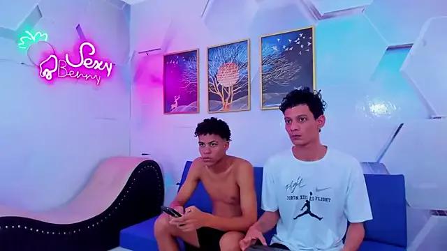 Cling to live show with pervercity_guys from StripChat 