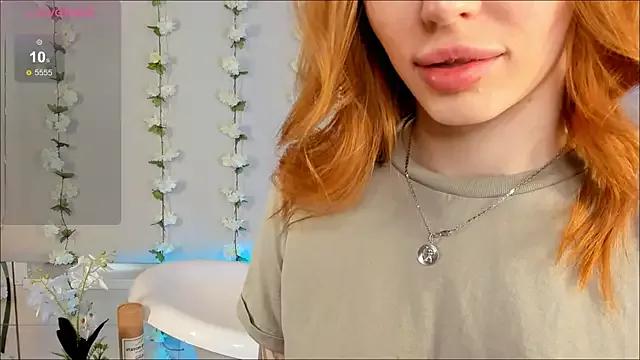 Cling to live show with Phoenix_Margo from StripChat 