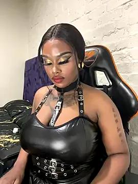 QUEEN_NOBUHLE_777 — Dildo fuck punishment