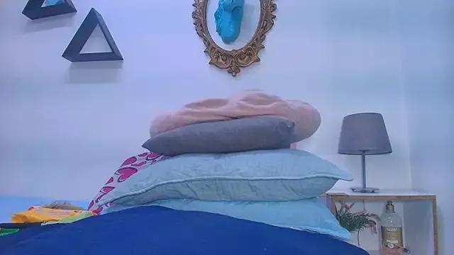 Cling to live show with s_sweett from StripChat 