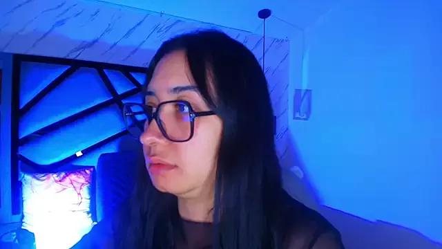 Cling to live show with sayumi_dirty from StripChat 
