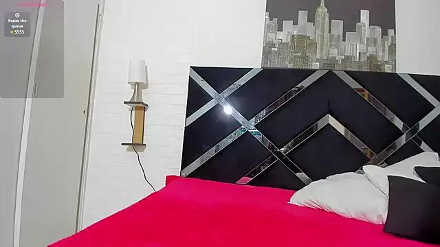 Cling to live show with scarlett_mask from StripChat 