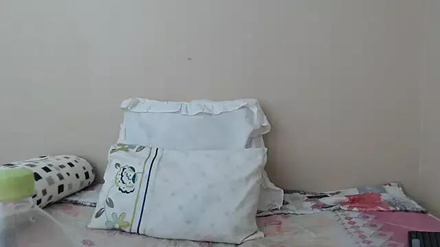 Cling to live show with SexyKate_ from StripChat 