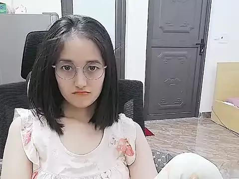 Cling to live show with Shulee21 from StripChat 