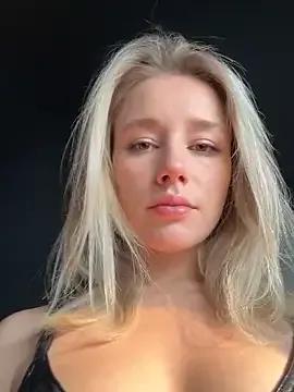 SSSATIVA_model on StripChat 