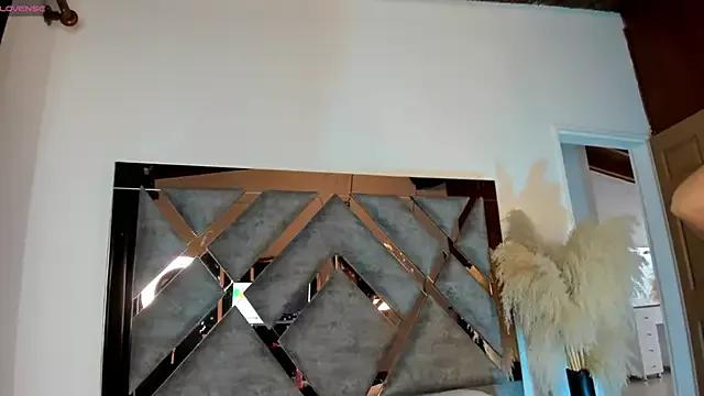 Cling to live show with Susana_haxx from StripChat 