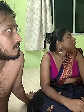 Trending_Couple — Full Nude in Public