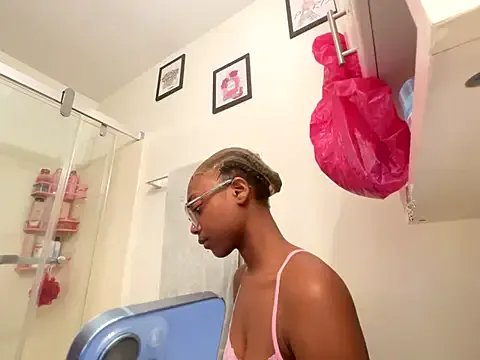 VixenCapri on StripChat