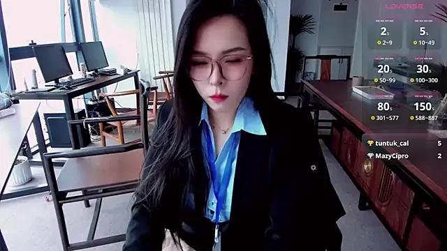 xixiya888 on StripChat 