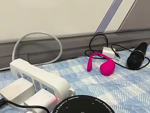 xixiya888 on StripChat 