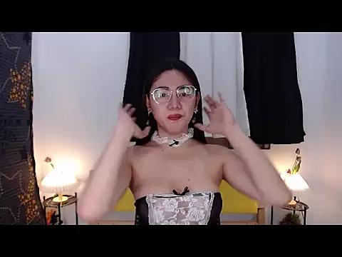 Cling to live show with XJuanitaBananaX from StripChat 