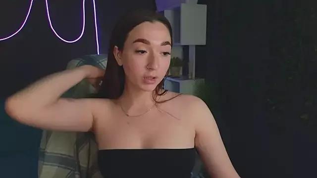 Cling to live show with YasmineWest from StripChat 