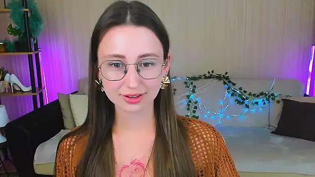 Cling to live show with YourLovellyStory from StripChat 