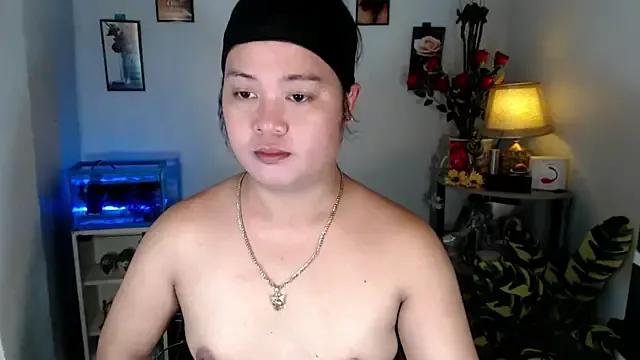 Cling to live show with YourSweet-mich from StripChat 